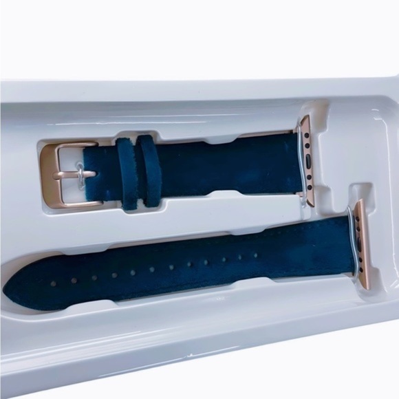Introducing Heyday: Dark Teal Apple Watch Band - A New Women's Target Brand!‎ - Picture 3 of 6